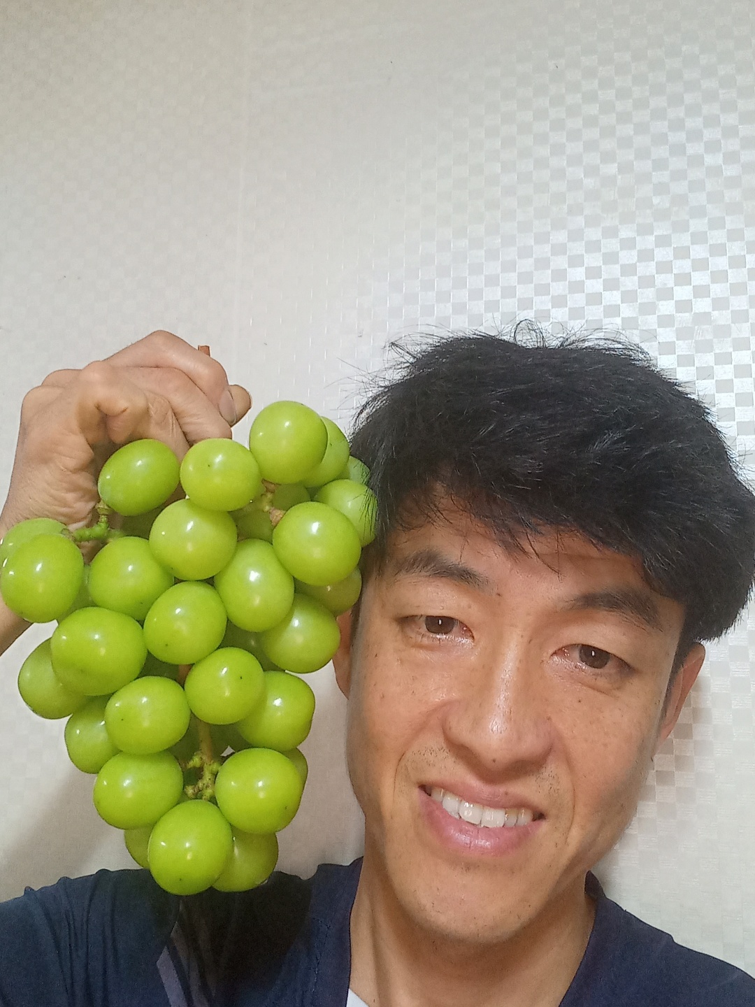 [새로운 포도농원] 맛있고 건강한 샤인머스켓 판매합니다. 2kg(4kg)